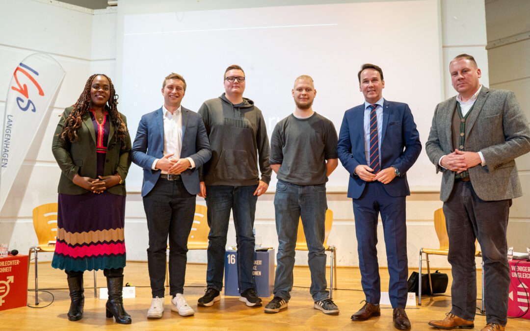 Podiumsdiskussion: Die Wehrpflicht im Fokus