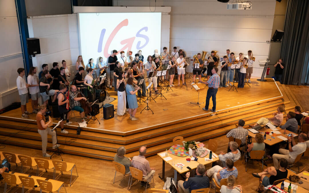 Abschied von echten Urgesteinen: Emotionale Momente an der IGS Langenhagen 
